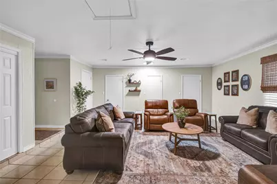 219 S Shanks Street, Clute, TX 77531 - Photo 15