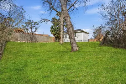 5715 Enid Street, Houston, TX 77009 - Photo 29