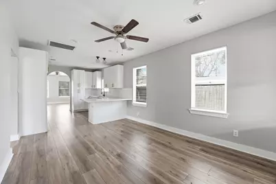 5715 Enid Street, Houston, TX 77009 - Photo 7