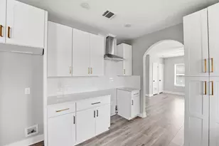 5715 Enid St, Houston, TX 77009 - Photo 13