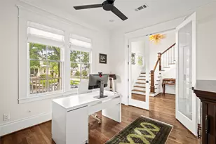 951 Euclid St, Houston, TX 77009 - Photo 9