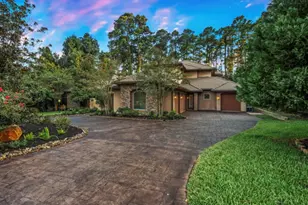 102 Ridge Lake Ln, Montgomery, TX 77356 - Photo 1