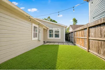 829 E 27th Street, Houston, TX 77009 - Photo 13
