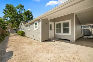 829 E 27th St, Houston, TX 77009 - Photo 21