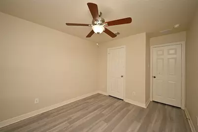 1506 York Creek Drive, Houston, TX 77014 - Photo 19