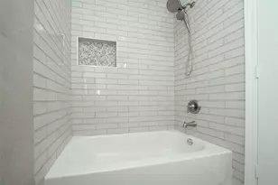 9607 Rumbling Wood Ln, Houston, TX 77086 - Photo 21