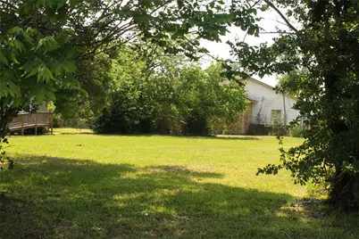 8202 Flintridge Drive, Houston, TX 77028 - Photo 3