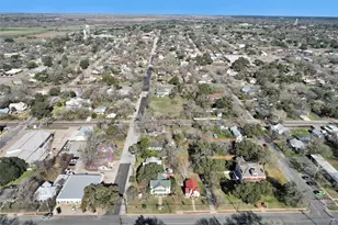 311 E Colorado St, La Grange, TX 78945 - Photo 29