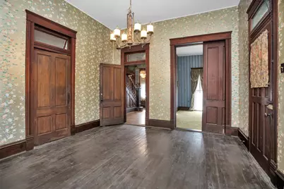 311 E Colorado Street, La Grange, TX 78945 - Photo 9