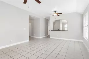 304 Country Crossing Cir, Magnolia, TX 77354 - Photo 5