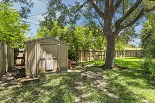 5154 Beechnut St, Houston, TX 77096 - Photo 25