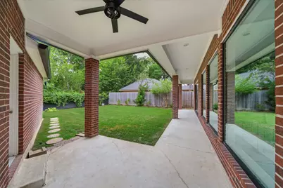 14 Hilshire Grove Lane, Hilshire Village, TX 77055 - Photo 19