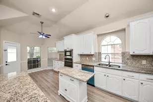 10007 Adobe Dr, Houston, TX 77095 - Photo 9