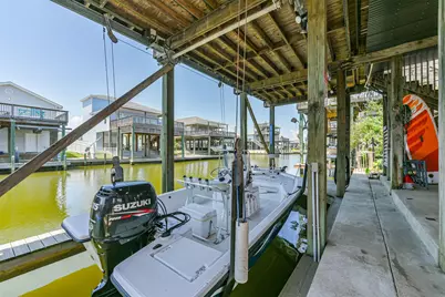 22112 Yoakum Drive, Galveston, TX 77554 - Photo 45