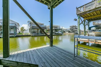 22112 Yoakum Drive, Galveston, TX 77554 - Photo 33