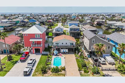 22112 Yoakum Drive, Galveston, TX 77554 - Photo 3