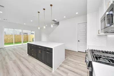 2410 Lorraine Street, Houston, TX 77026 - Photo 17
