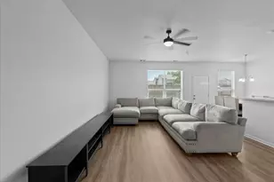 17114 Amarose Dr, Houston, TX 77090 - Photo 7