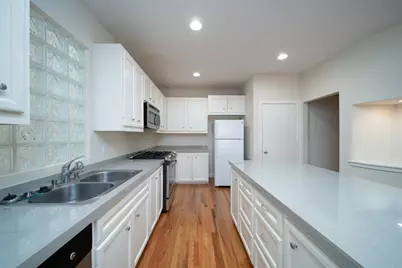 3634 Main Plaza Drive, Houston, TX 77025 - Photo 7