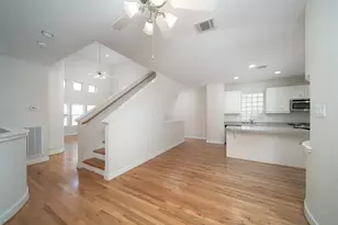 3634 Main Plaza Dr, Houston, TX 77025 - Photo 5