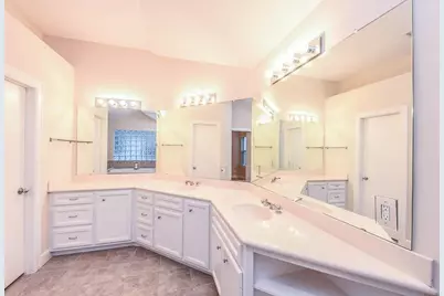 3634 Main Plaza Drive, Houston, TX 77025 - Photo 15