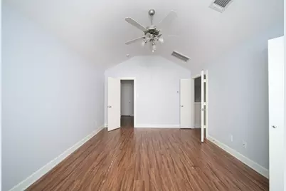 3634 Main Plaza Drive, Houston, TX 77025 - Photo 13