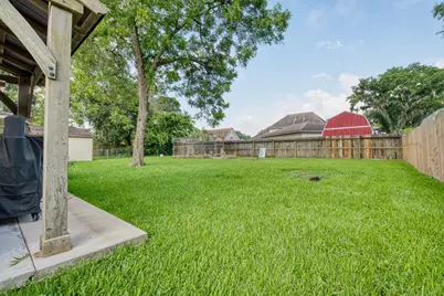 54 Royal Oak Circle, Lake Jackson, TX 77566 - Photo 41