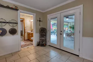 54 Royal Oak Cir, Lake Jackson, TX 77566 - Photo 19