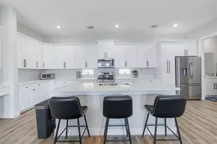 7814 De Priest St, Houston, TX 77088 - Photo 13