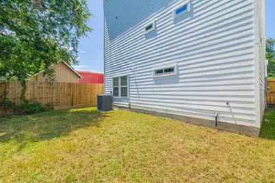 7814 De Priest Street, Houston, TX 77088 - Photo 31