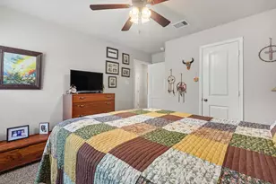 2403 Divot Ln, Navasota, TX 77868 - Photo 15