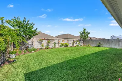 2403 Divot Lane, Navasota, TX 77868 - Photo 25