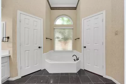 15838 Hillside Falls Trail, Houston, TX 77062 - Photo 19