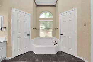 15838 Hillside Falls Trail, Houston, TX 77062 - Photo 19