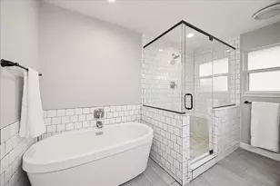 14114 River Forest Dr, Houston, TX 77079 - Photo 21