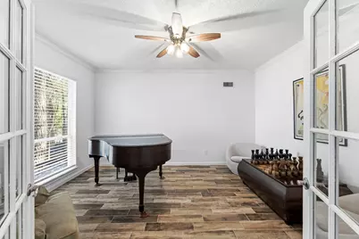 134 Quiet Oak Circle, The Woodlands, TX 77381 - Photo 7