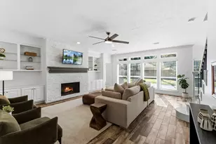 134 Quiet Oak Cir, The Woodlands, TX 77381 - Photo 11