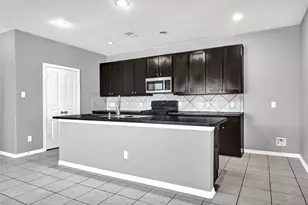 2609 Pearl Ct, Texas City, TX 77591 - Photo 7