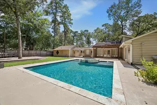 811 Castle Hill Trail, Kingwood, TX 77339 - Photo 31