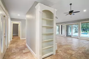 811 Castle Hill Trail, Kingwood, TX 77339 - Photo 5