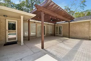 811 Castle Hill Trail, Kingwood, TX 77339 - Photo 27
