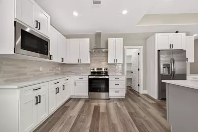 12919 Andromeda Court, Willis, TX 77318 - Photo 9