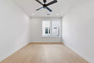 2212 Lou Ellen Lane #A, Houston, TX 77018 - Photo 9