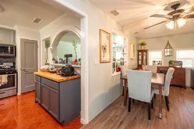 104 Bonita Avenue, Galveston, TX 77550 - Photo 29