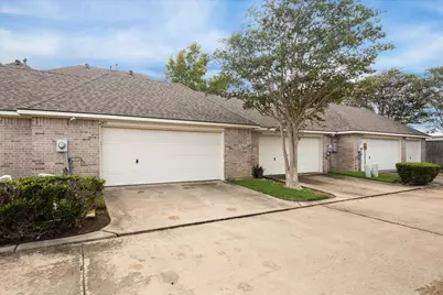 2403 Clippers Square, Houston, TX 77058 - Photo 19