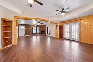 6014 Linda Dr, Rosharon, TX 77583 - Photo 9