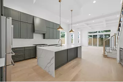 1320 Alexander Street #B, Houston, TX 77008 - Photo 7