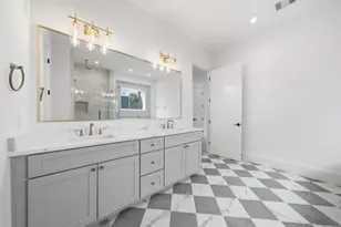 1320 Alexander St, Houston, TX 77008 - Photo 19