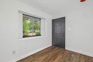 8714 Amblewood Dr, Houston, TX 77099 - Photo 23