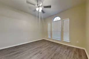 3007 Davey Oaks St, Pearland, TX 77584 - Photo 5